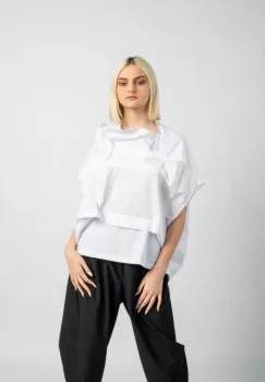 Bluza alba asimetrica, extravaganta, din bumbac satinat imagine