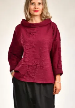 Bluza bordo cu guler rasfrant si textura gofrata ,   croi lejer, material premium cu bumbac imagine
