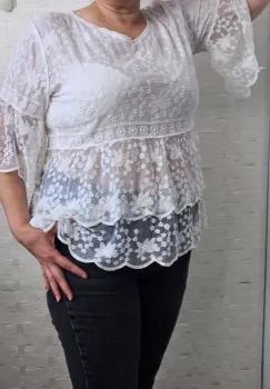 Bluza brodata cu volane din dantela de bumbac, alba imagine