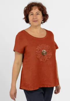 Bluza din in caramizie, cu floare si paiete fine pe piept imagine