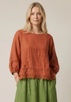 Bluza din in cu dantela, croi lejer, stil natural elegant, caramizie imagine