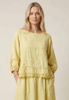 Bluza din in cu dantela, croi lejer, stil natural elegant, galben pai imagine