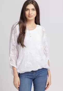 Bluza din matase naturala alba brodata si dantela pe spate imagine