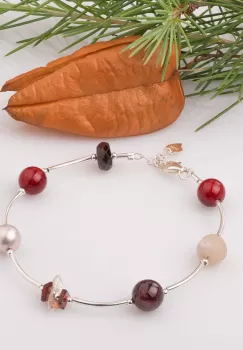 Bratara cu tuburi, granate si placuta din argint imagine