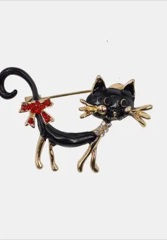 Brosa eleganta pisica neagra din metal cu strasuri rosii imagine