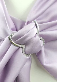 Brosa inel pentru esarfa cu forma de fluture argintiu cu pietricele foarte fine imagine