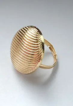 Brosa inel pentru esarfa cu forma rotunda cu striatii, aurie imagine