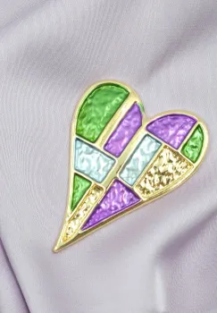 Brosa magnetica aurie, inima cu mov si verde imagine