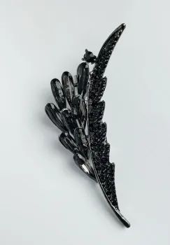 Brosa metalica argintiu antichizat pana cu pietricele negre si gri imagine