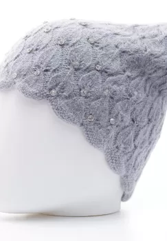 Caciula gri model tricotat cu fir de lurex si strasuri aplicate, captusita in interior imagine