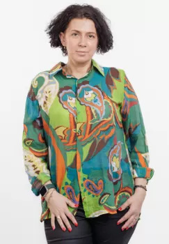 Camasa subtire, cu guler clasic si imprimeu in nuante de verde, abstract imagine