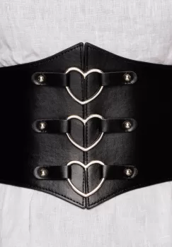 Centura corset lata din piele ecologica cu 3 inele metalice argintii in forma de inimi si elastic la spate imagine