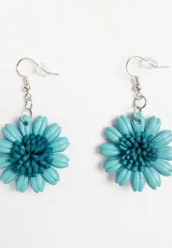 Cercei albastrii din piele naturala cu forma de floare cu multe petale imagine