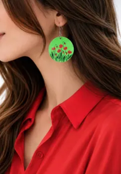 Cercei handmade din piele naturala verde ,pictati manual,cu maci imagine