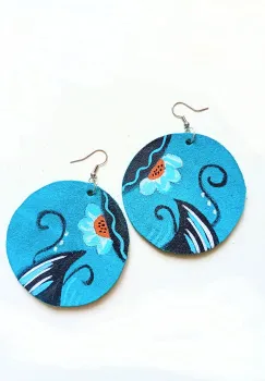 Cercei handmade unicat din piele naturala turcoaz,pictati manual imagine