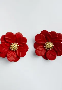 Cercei in forma de floare cu petale duble si auriu in mijloc, rosii imagine