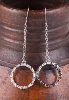Cercei metalici argintii cu lant si cerc mic imagine
