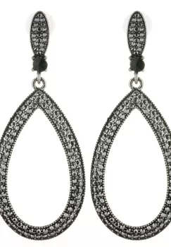 Cercei metalici lungi argintii ovali acoperiti cu pietricele mici, argintii si stralucitoare imagine