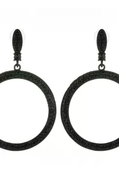 Cercei metalici negri cu forma rotunda acoperiti cu pietricele mici, negre si stralucitoare imagine