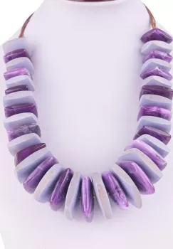 Colier cu elemente rectangulare din lemn si plastic, mov si lila imagine