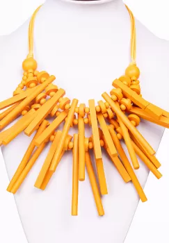 Colier reglabil cu elemente lungi si inegale din lemn portocaliu imagine