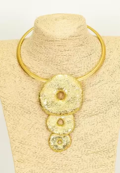 Colier rigid cu 3 cercuri din metal auriu cu aspect de lovitura de ciocan imagine