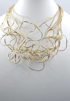 Colier scurt statement din multe siruri, cu bucle in cascada, auriu imagine
