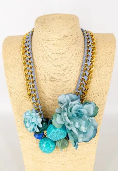 Colier statement albastru cu floare si fluture pe impletitura de lant  ,   stil italian imagine