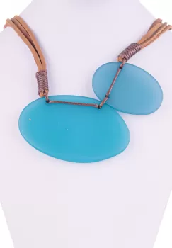 Colier turcoaz deschis cu 2 elemente ovale inegale din rasina mata imagine