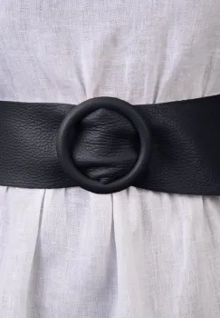 Curea bleumarin inchis din piele naturala cu latime de 7 cm, catarama rotunda imbracata in piele - Copie imagine