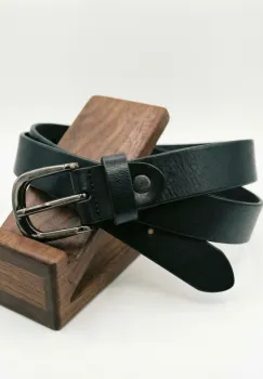 Curea dama din piele naturala neagra, cu catarama metalica imagine