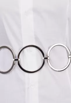 Curea flexibila cu 3 cercuri metalice argintii de 7 cm cu material elastic negru la spate imagine