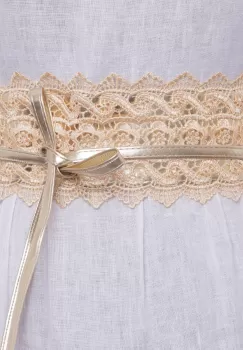 Curea lata de 10 cm petrecuta cu aplicatie din broderie textila, aurie imagine