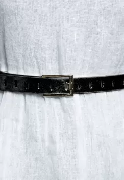 Curea neagra de 2.5 cm, din piele ecologica cu catarama metalica argintie dreptunghiulara imagine