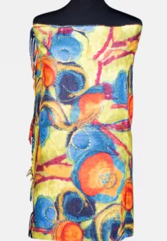 Esarfa cashmere cu modele multicolore in nuante de albatstru si portocaliu pe fond verde imagine