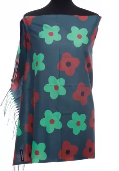 Esarfa casmir cu flori verzi si caramizii pe fond verde inchis imagine