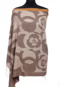 Esarfa casmir cu imprimeu floral stilizat pe fond maro imagine