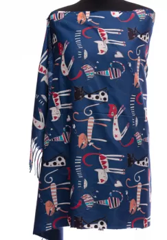 Esarfa casmir cu imprimeu pisicute si inimioare pe fond bleumarin imagine