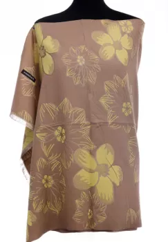 Esarfa casmir dubla fata cu flori mari galbene pe fond capucino imagine