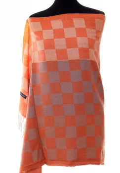 Esarfa casmir unisex cu imprimeu tabla de sah pe fond portocaliu imagine