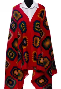 Esarfa din casmir cu motive florale stilizate pe fond fucsia imagine