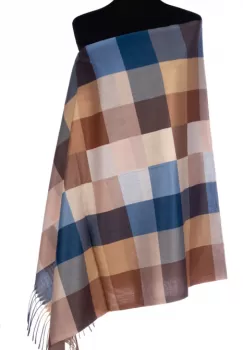 Esarfa din casmir cu patrate in nuante de albastru, camel si bej imagine