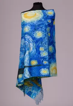 Esarfa doua fete, imprimata cu o reproducere dupa pictura celebra a lui Van Gogh Noapte Instelata , material tip cashmere imagine