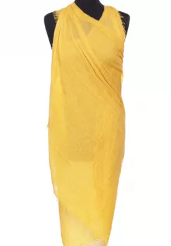 Esarfa dreptunghiulara tip pareo cu aspect creponat din vascoza, galben mustar imagine