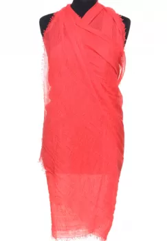 Esarfa dreptunghiulara tip pareo cu aspect creponat din vascoza, rosu corai imagine