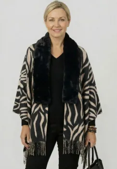 Esarfa eleganta cu blanita ecologica pe centru si franjuri decorativi, imprimeu negru cu bej imagine