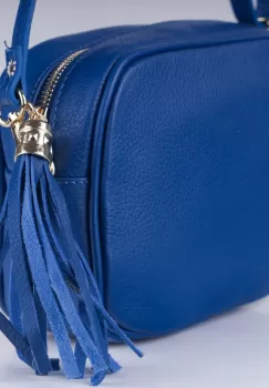 Geanta crossbody albastru electric din piele naturala, cu ciucure din piele imagine