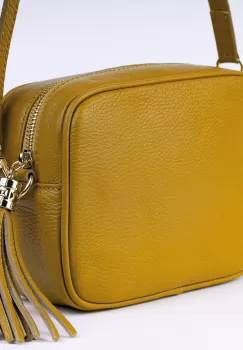 Geanta crossbody galben mustar din piele naturala, cu ciucure din piele imagine
