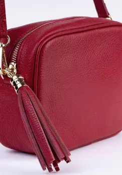 Geanta crossbody rosu inchis din piele naturala, cu ciucure din piele imagine