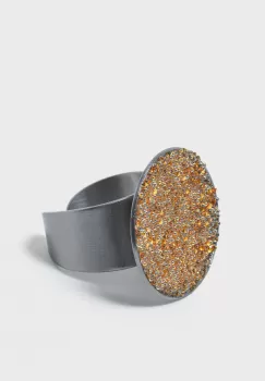 Inel reglabil cu forma circulara armonioasa si cristale, din alama placata cu gun metal imagine